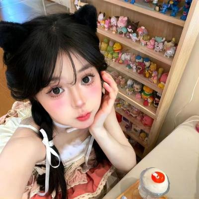 女孩向前冲